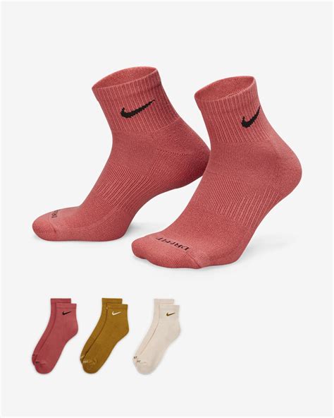 naadloze nike sokken|nike socks for teens.